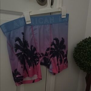 Brand new American Eagle Men’s colorful Palm Tree Boxer Briefs